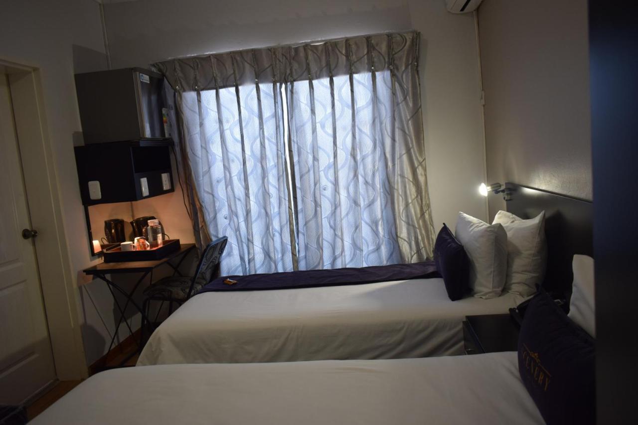 Scenery Maqalika Guesthouse Maseru Bagian luar foto
