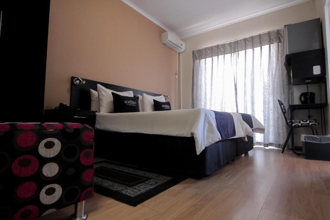 Scenery Maqalika Guesthouse Maseru Bagian luar foto
